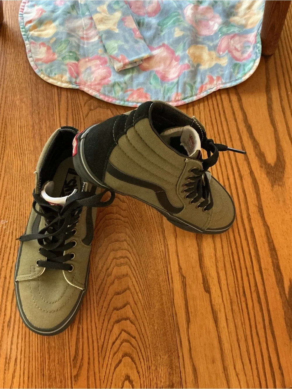 Vans  High-Top Sneakers in Olive Green and Black
